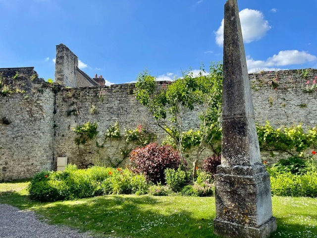 Old palace wall ruins in the park in Senlis, France