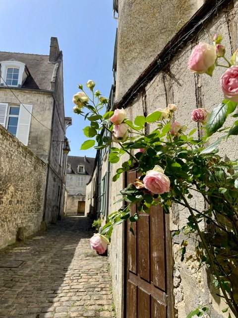 Senlis, France - medieval village walking lane